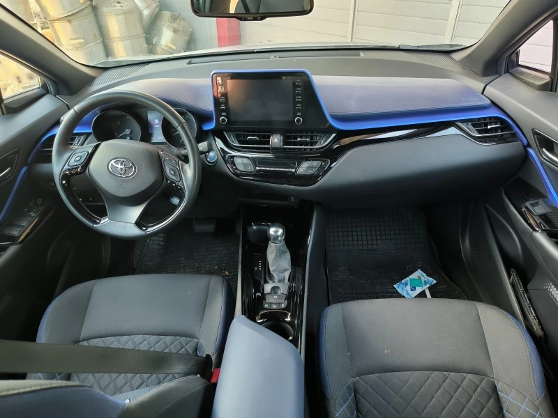 Toyota C-HR 2.0 Hybrid, снимка 6 - Автомобили и джипове - 45888791