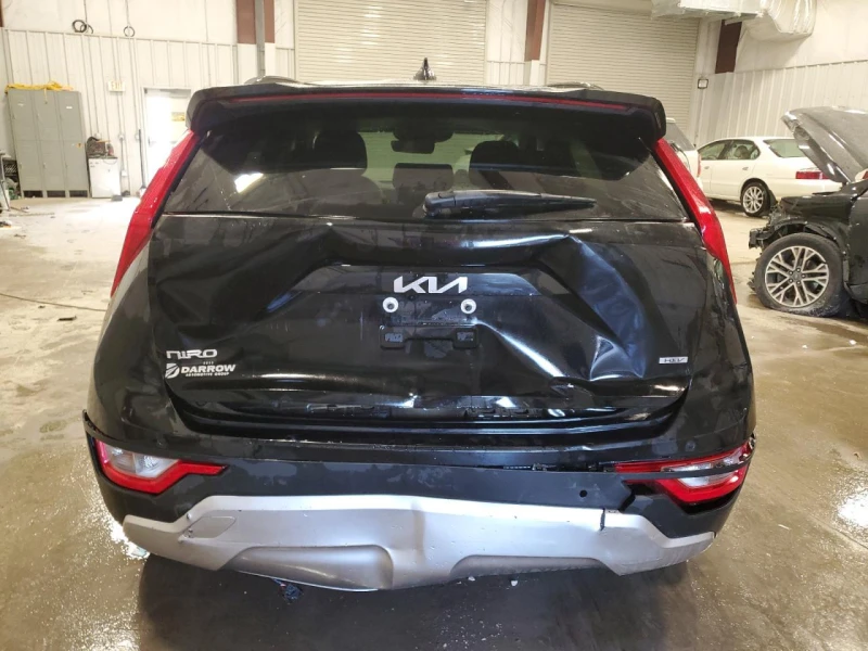 Kia Niro, снимка 6 - Автомобили и джипове - 47527189