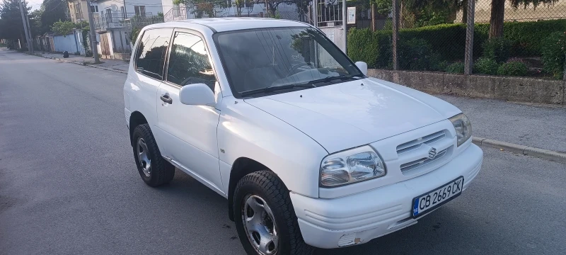 Suzuki Vitara 1.6 i, снимка 2 - Автомобили и джипове - 52596361