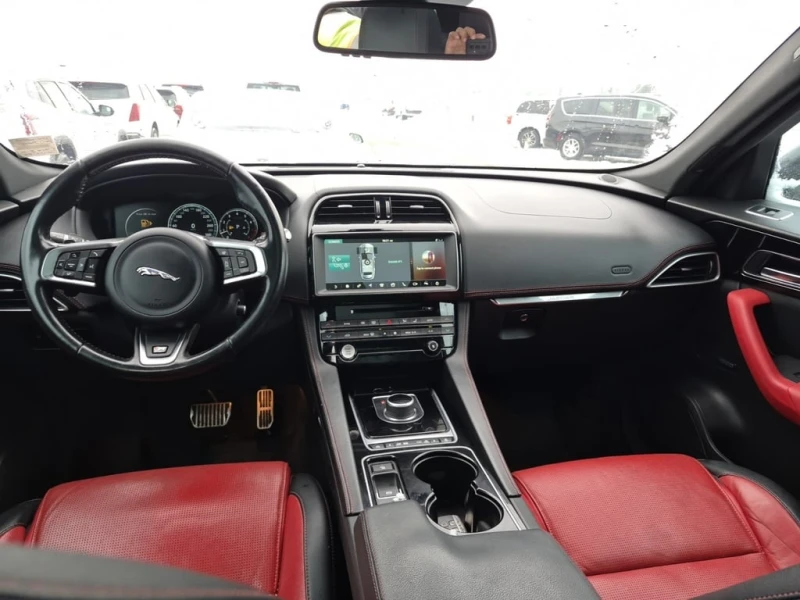 Jaguar F-PACE * 35T R SPORT * CARFAX * ЦЕНА ДО БГ, снимка 11 - Автомобили и джипове - 53020285
