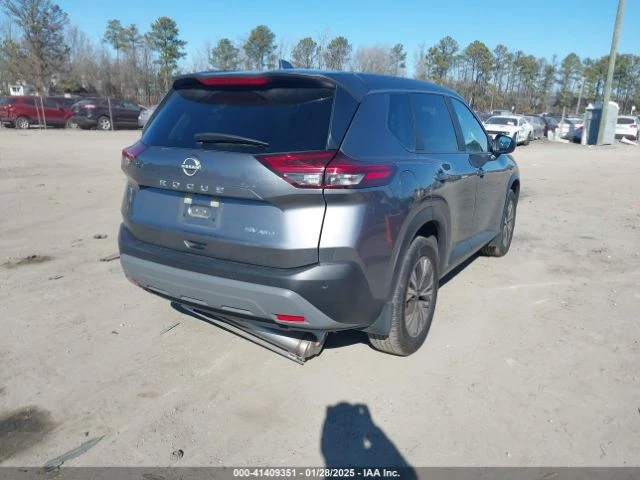 Nissan Rogue Sv Intelligent Awd, снимка 4 - Автомобили и джипове - 49289991