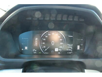 Volvo Xc90 T6 Momentum 360CAM* ПОДГРЕВ* PANO* KEYLESS* , снимка 15 - Автомобили и джипове - 52645461