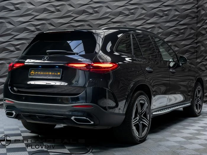 Mercedes-Benz GLC 300DE* 4MATIC* AMG-LINE* PANO* 360CAM* HUD* ПОДГРЕ, снимка 3 - Автомобили и джипове - 56194092