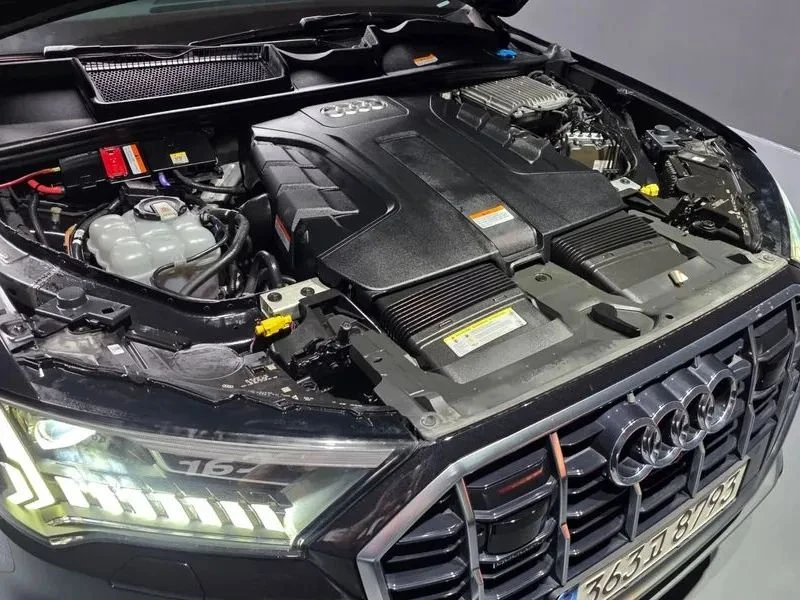 Audi Q7, снимка 5 - Автомобили и джипове - 56689818