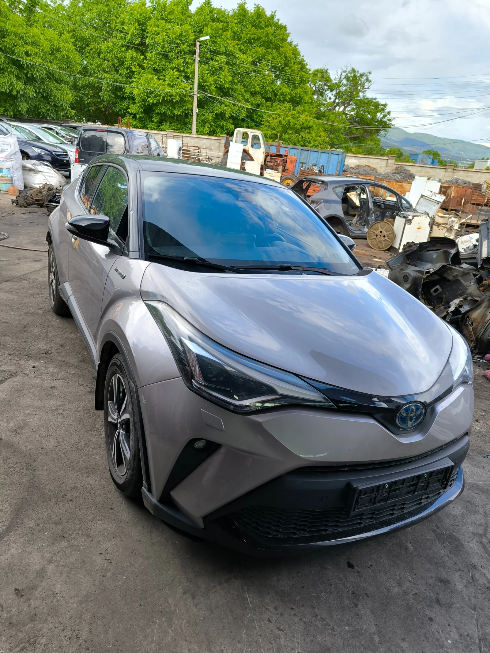 Toyota C-HR 2.0 Hybrid, снимка 1