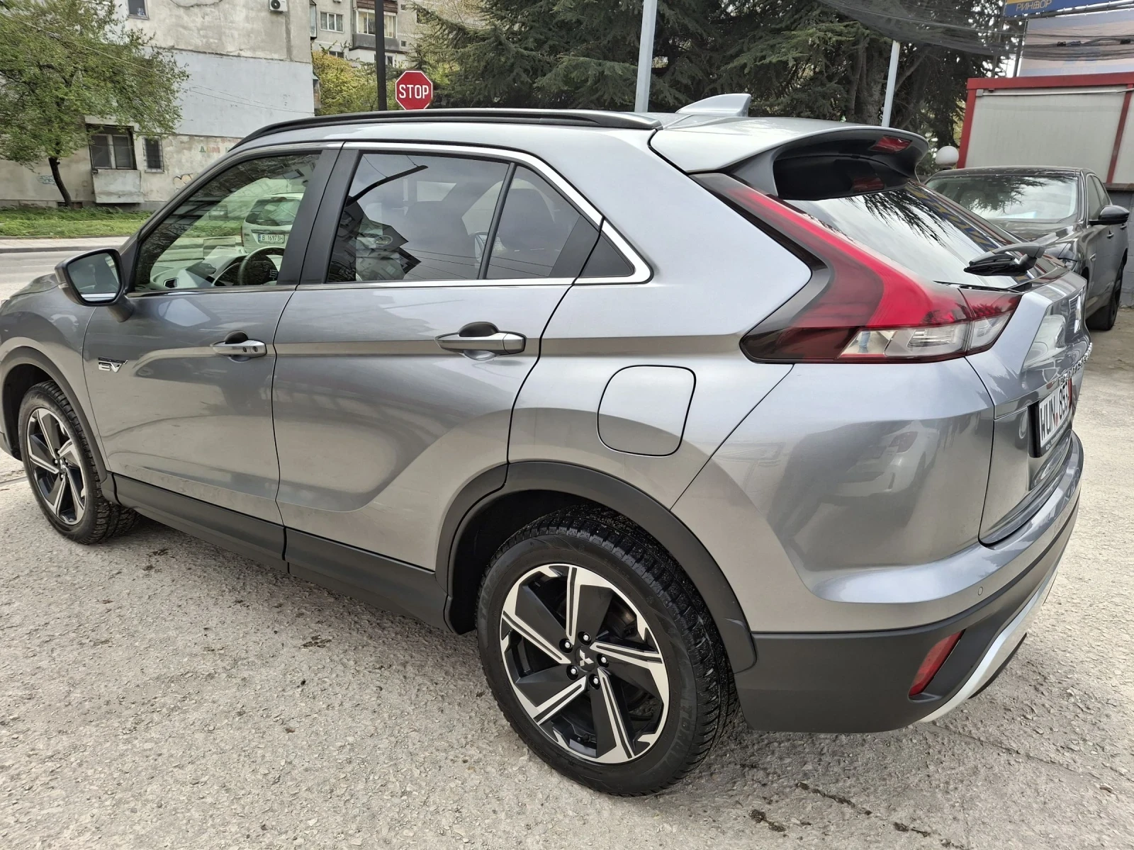Mitsubishi Eclipse Cross 2.4 PHEV TOP - изображение 4