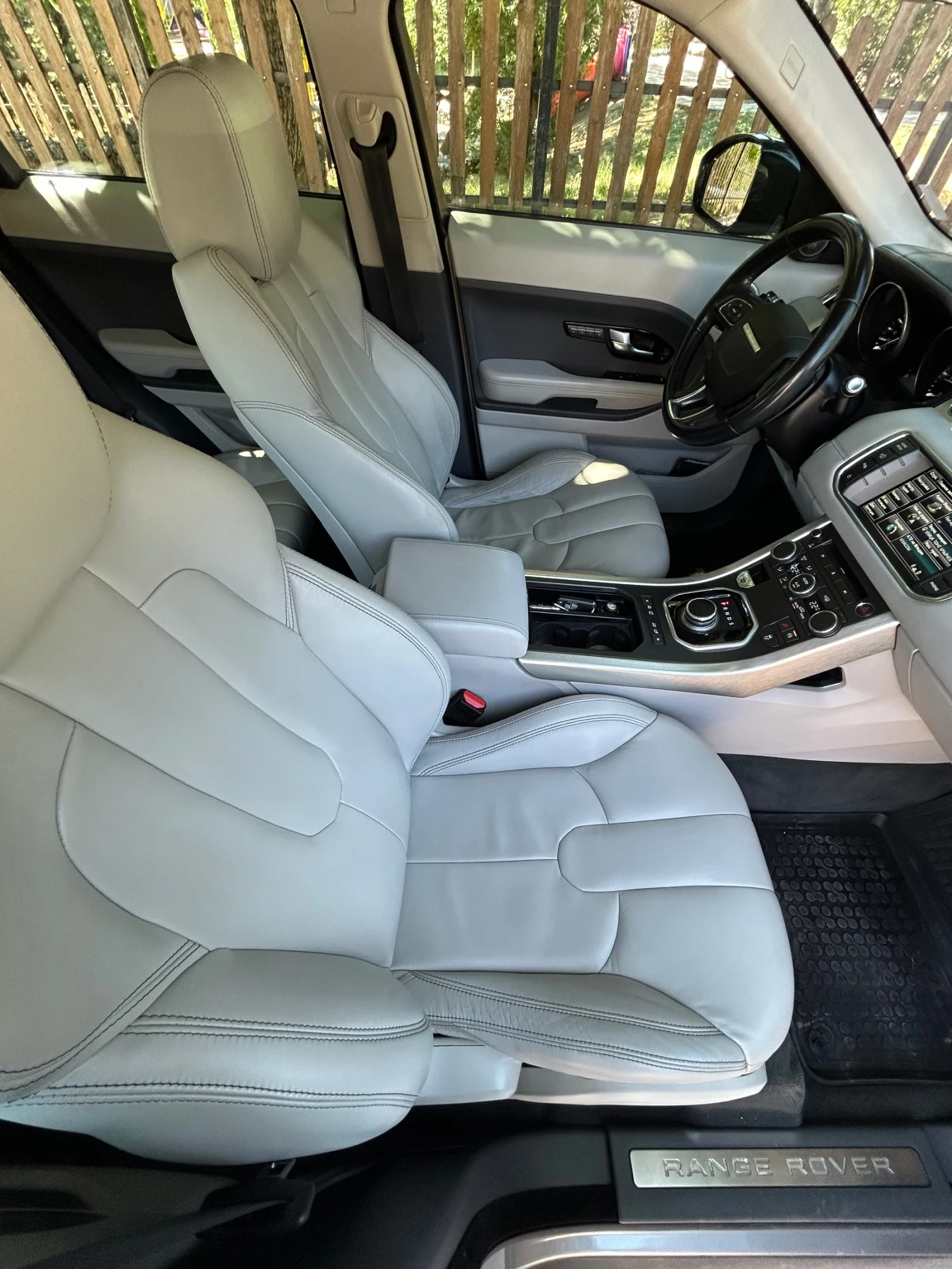 Land Rover Range Rover Evoque 2.2D4x4 - изображение 7