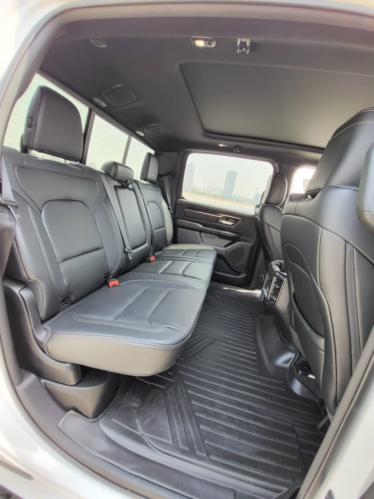 Dodge Ram Dodge Ram Sport - изображение 9