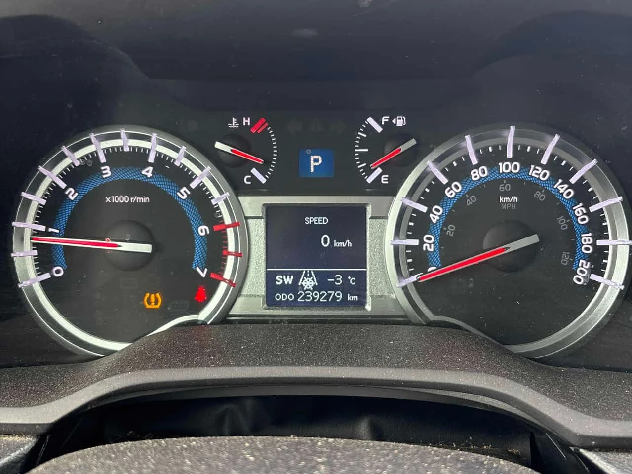 Toyota 4runner * 4WD * LED BAR* PANORAMA* ПОДГРРЕВИ*  - изображение 8