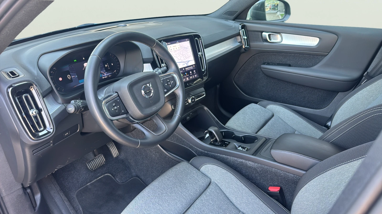 Volvo XC40 2.0L B3 | Mobile.bg � ����������� 10