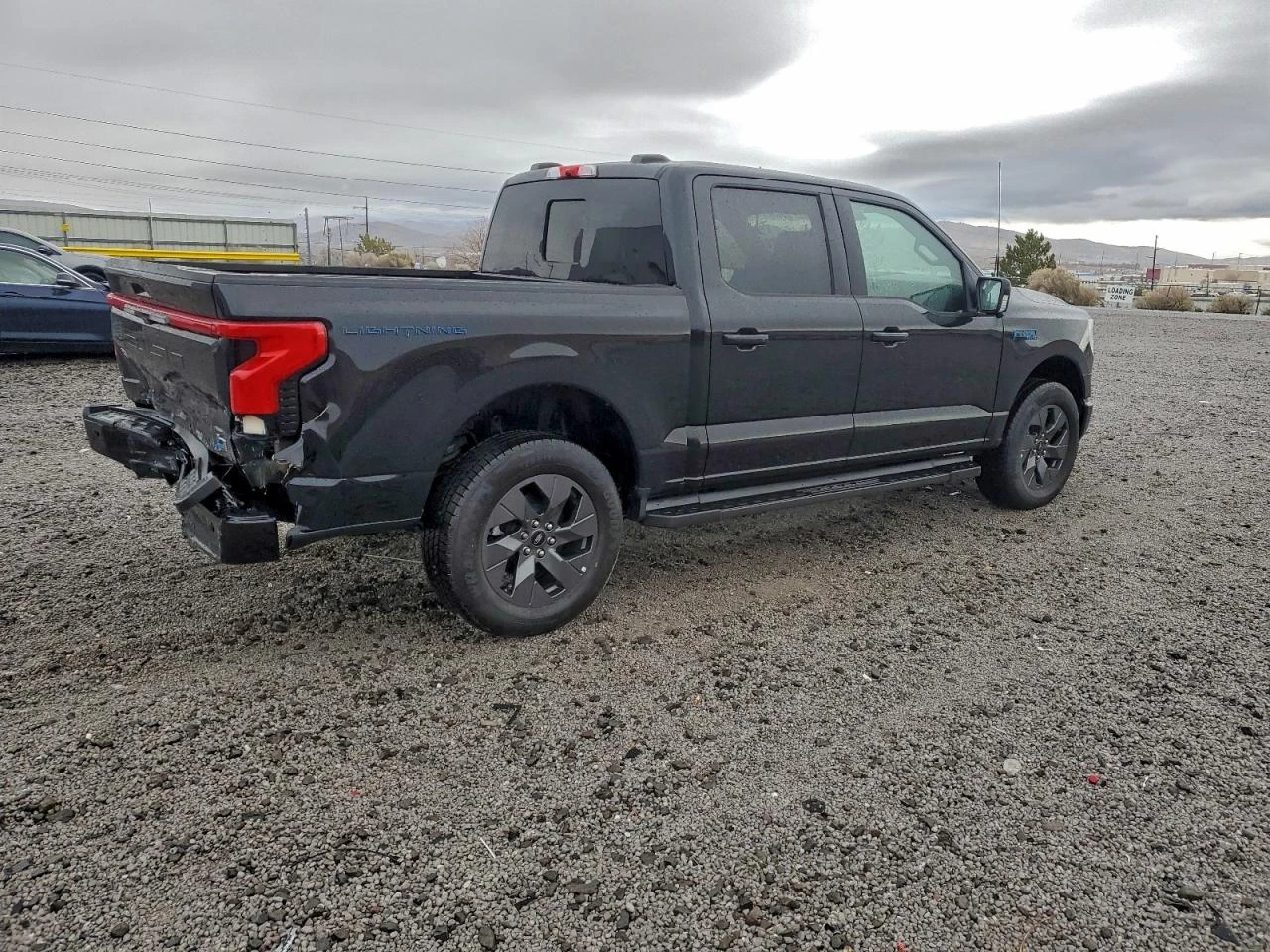 Ford F150 Lightning Lariat, снимка 3 - Автомобили и джипове - 55288742