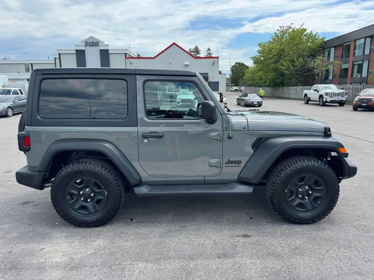 Jeep Wrangler * Sport * АВТОКРЕДИТ БЕЗ ПЪРВОНАЧАЛНА ВНОСКА* , снимка 3 - Автомобили и джипове - 55685158