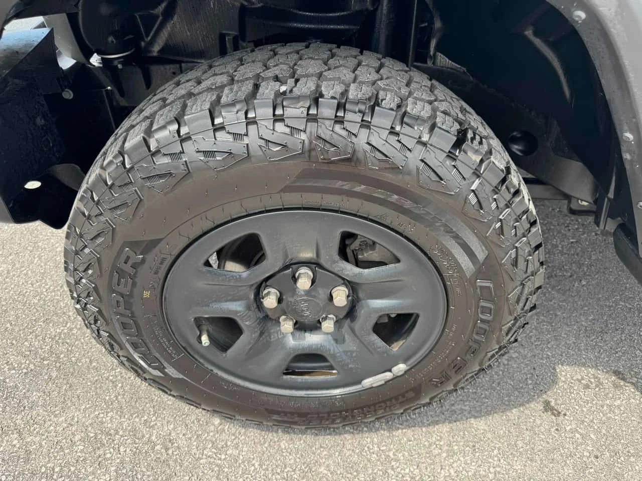 Jeep Wrangler * Sport * АВТОКРЕДИТ БЕЗ ПЪРВОНАЧАЛНА ВНОСКА* , снимка 7 - Автомобили и джипове - 55685158