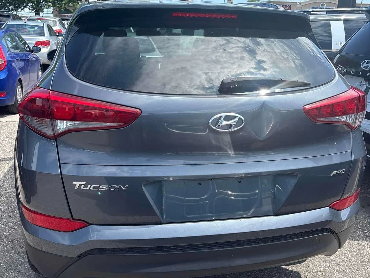 Hyundai Tucson * Premium * CARFAX * ОТ ПРЕДСТАВИТЕЛСТВО НА ХЮНДАЙ, снимка 4 - Автомобили и джипове - 55722960