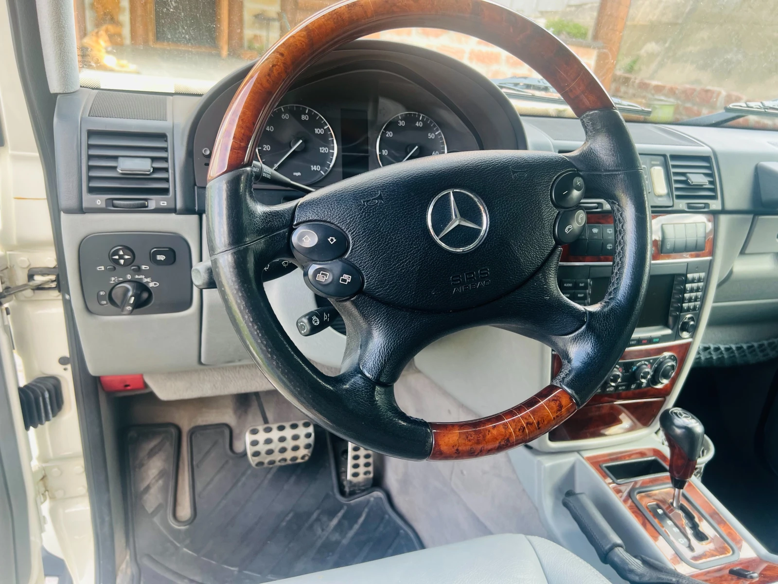 Mercedes-Benz G 500, снимка 8 - Автомобили и джипове - 55815643