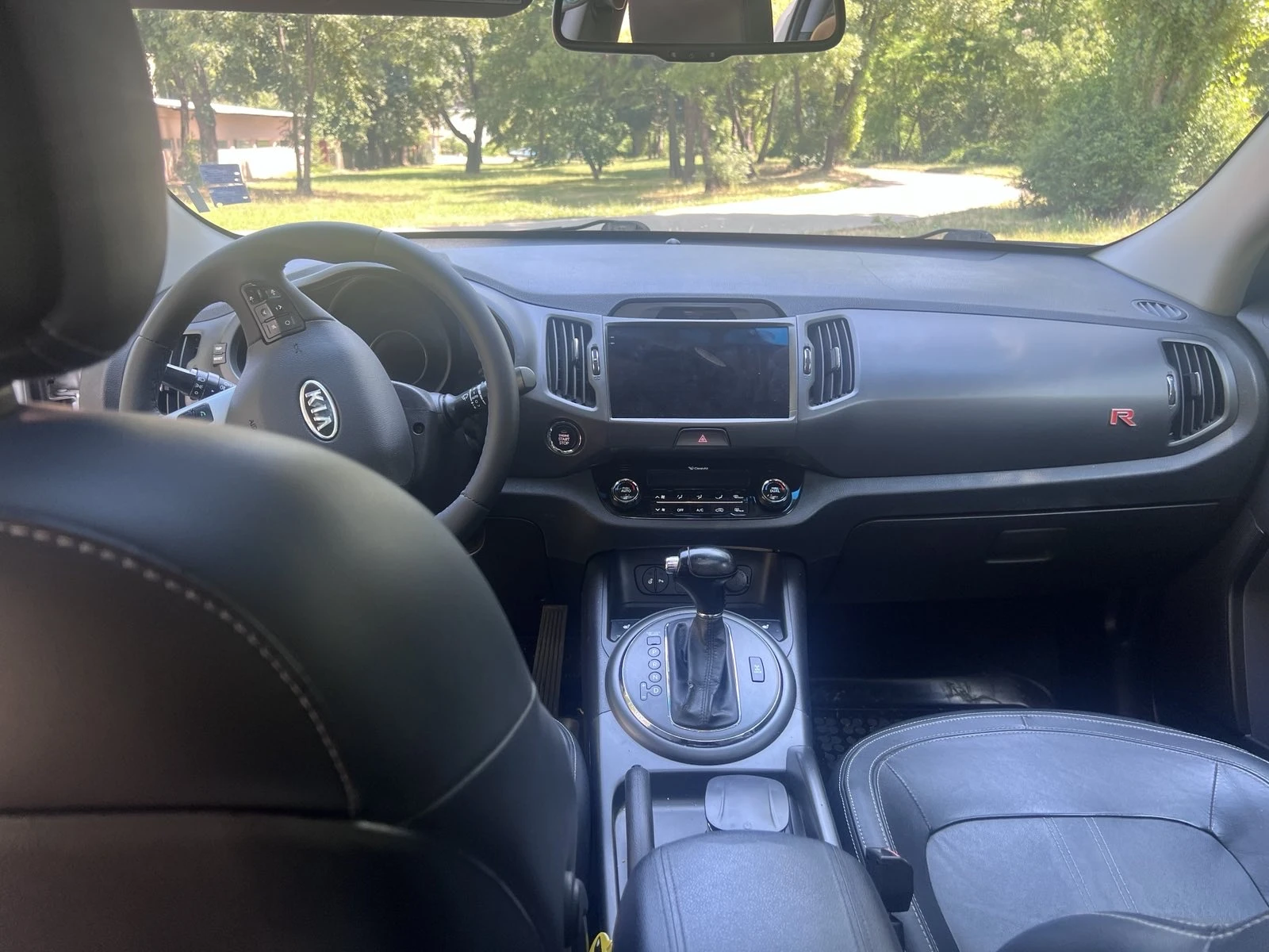 Kia Sportage 3 2.0 CRDI 184 �.�. AWD R-Line/AVTOMAT/NAVI/PANORA | Mobile.bg � ����������� 6