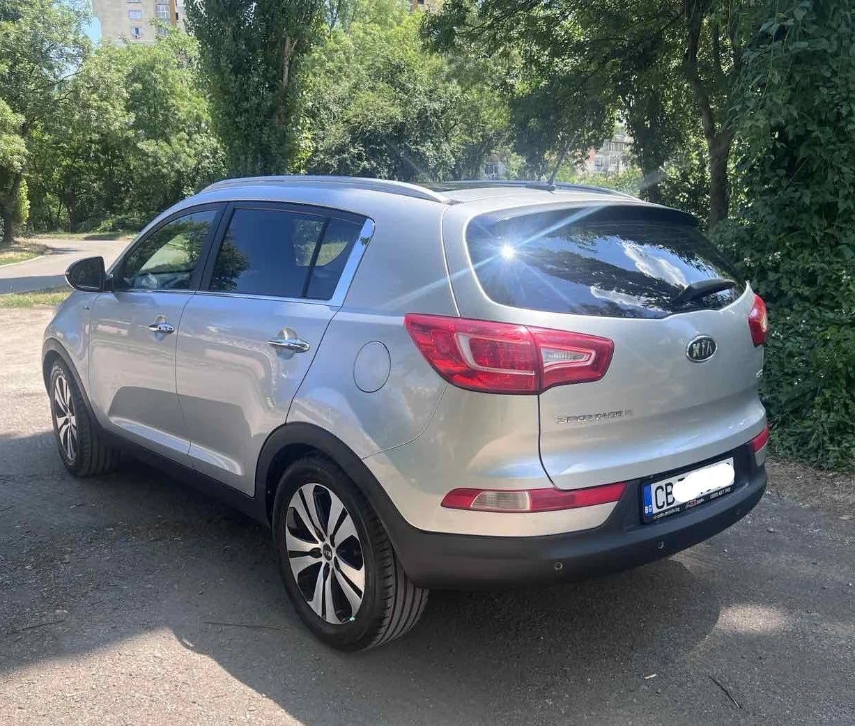 Kia Sportage 3 2.0 CRDI 184 �.�. AWD R-Line/AVTOMAT/NAVI/PANORA | Mobile.bg � ����������� 3