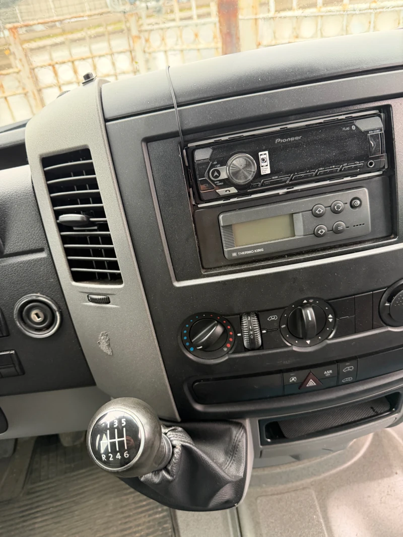 VW Crafter 2, 0ХЛАДИЛЕН-20гр, снимка 8 - Бусове и автобуси - 50418831