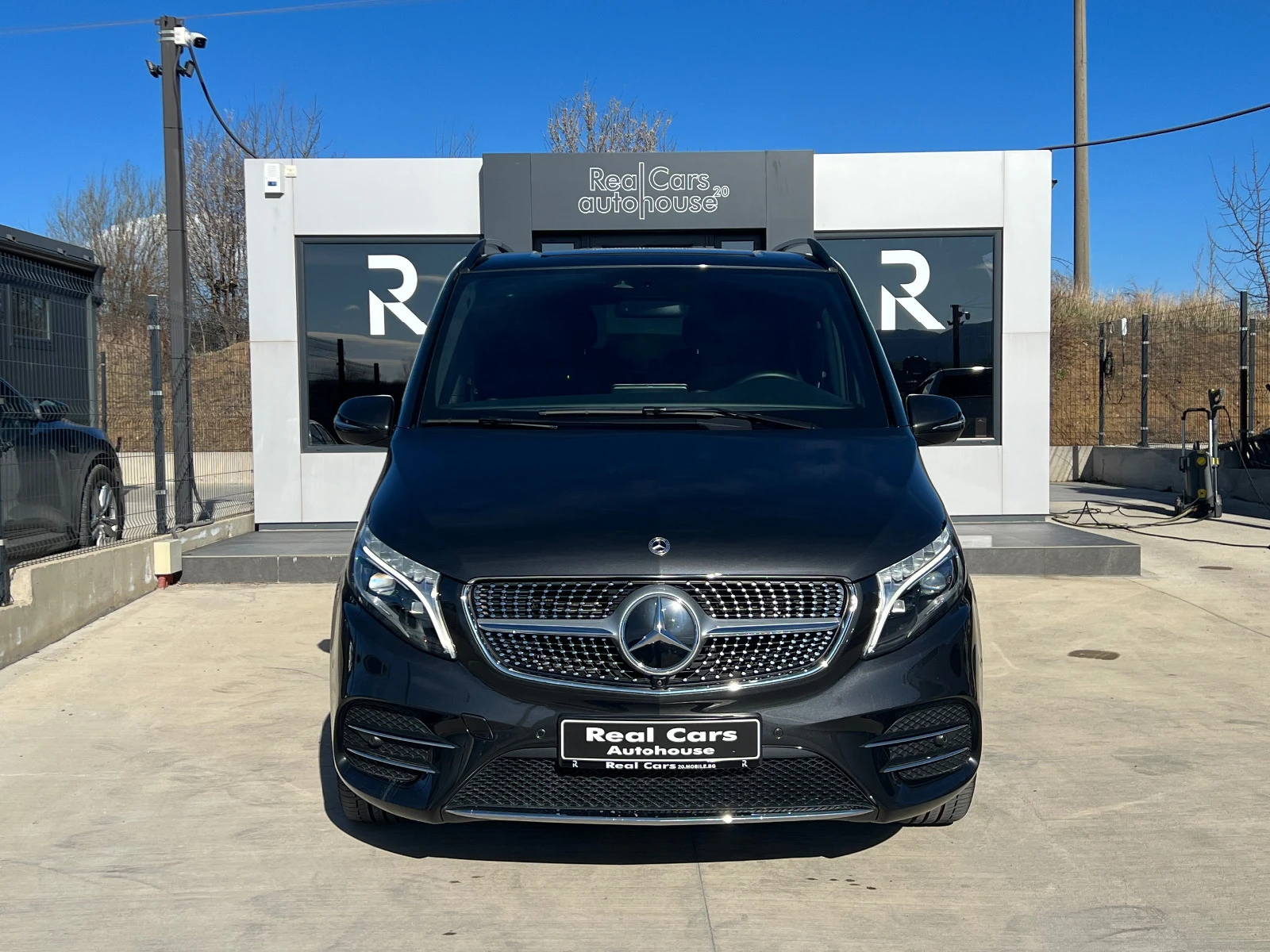 Mercedes-Benz V 300d*4M*AMG*AIRMATIC*LONG*360*BURMESTER - изображение 2