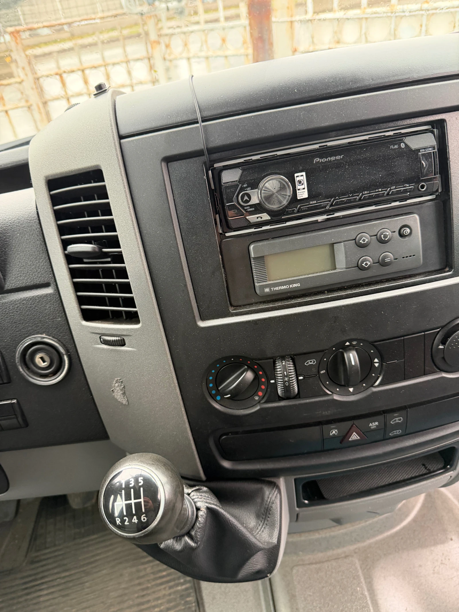 VW Crafter 2, 0-20 | Mobile.bg   8