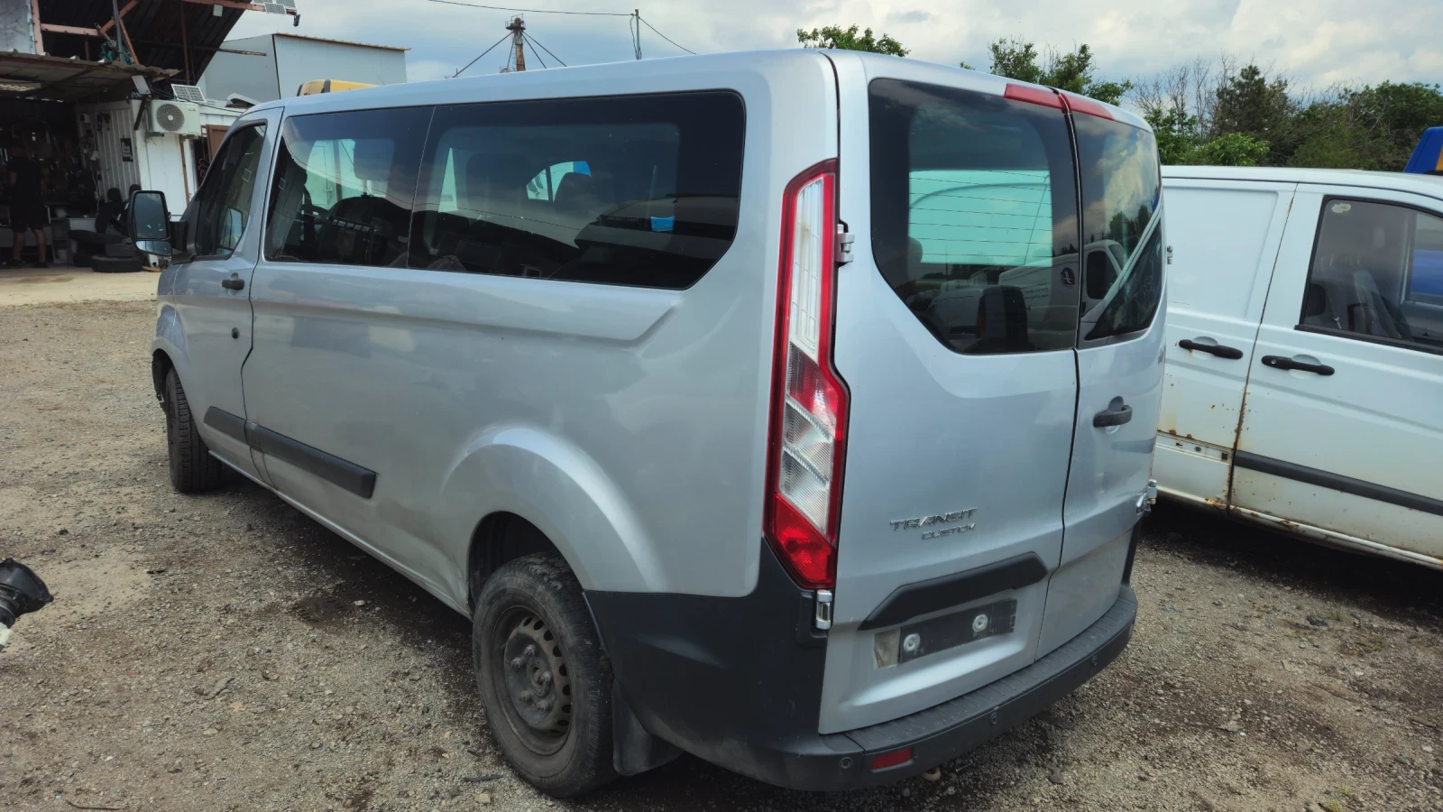 Ford Transit Custom 2.0tdci/на части , снимка 3 - Бусове и автобуси - 55396358
