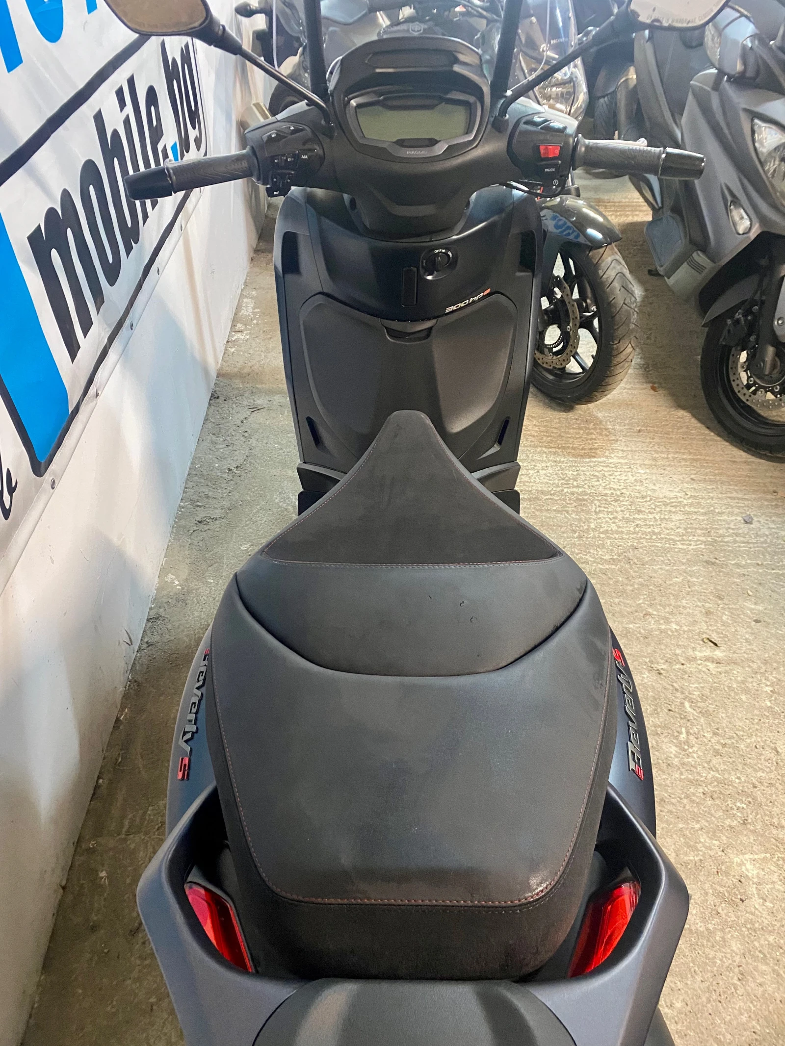 Piaggio Beverly S 300hpe.2022г. NEW - изображение 6