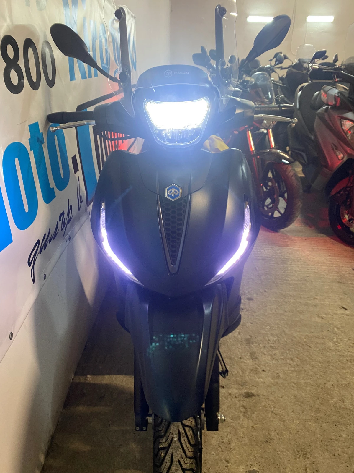 Piaggio Beverly S 300hpe.2022г. NEW - изображение 9