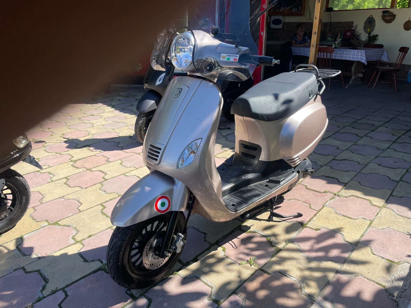 Vespa 50 SENZO 50 4T - изображение 3