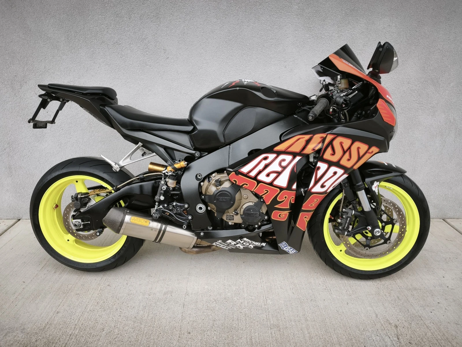 Honda Cbr CBR1000RR, 2008 година, ЛИЗИНГ