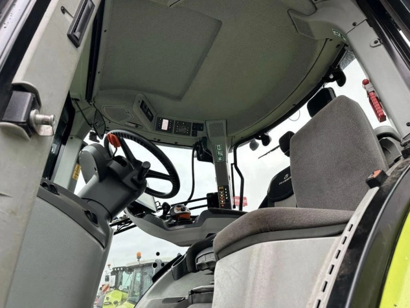 Трактор Claas AXION 850 НАВИГАЦИЯ ЛИЗИНГ, снимка 10 - Селскостопанска техника - 53015803