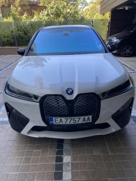 BMW iX IX-X-DRIVE50M, снимка 1
