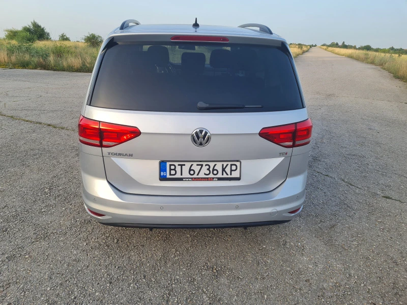 VW Touran 1.6, снимка 4 - Автомобили и джипове - 41646792