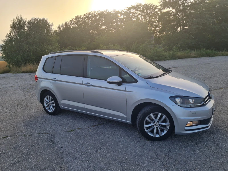 VW Touran 1.6, снимка 7 - Автомобили и джипове - 41646792