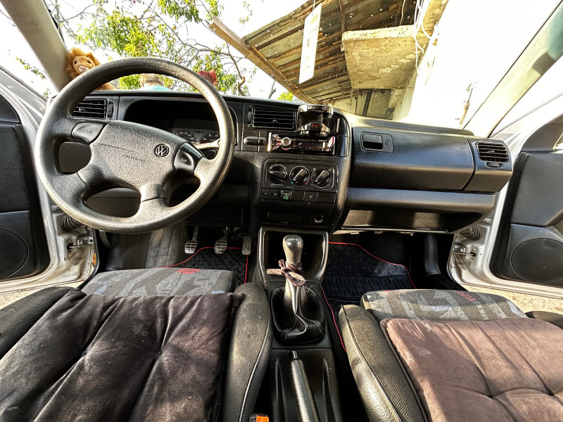 VW Golf, снимка 3 - Автомобили и джипове - 45985039