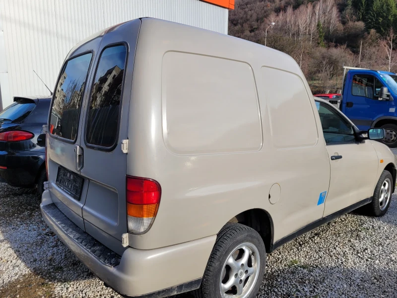 VW Caddy 1.9 SDI, снимка 4 - Автомобили и джипове - 48272399