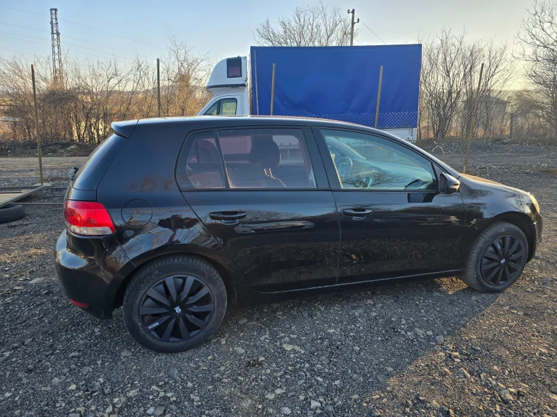 VW Golf 1.6 TDI , снимка 3 - Автомобили и джипове - 48790608