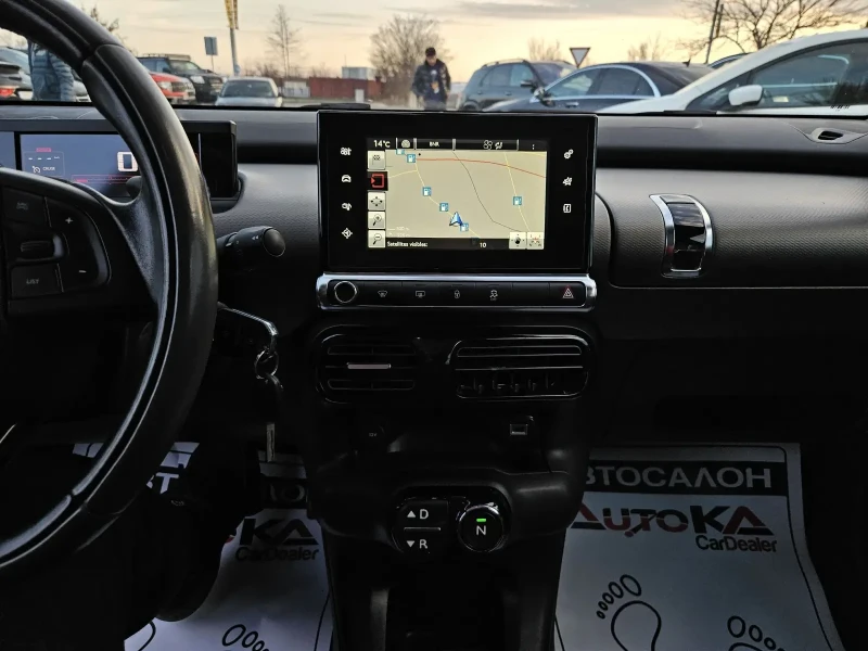 Citroen C4 Cactus 1.6HDI-92кс= АВТОМАТ= ПАНОРАМА= КАМЕРА= НАВИ, снимка 16 - Автомобили и джипове - 48928189