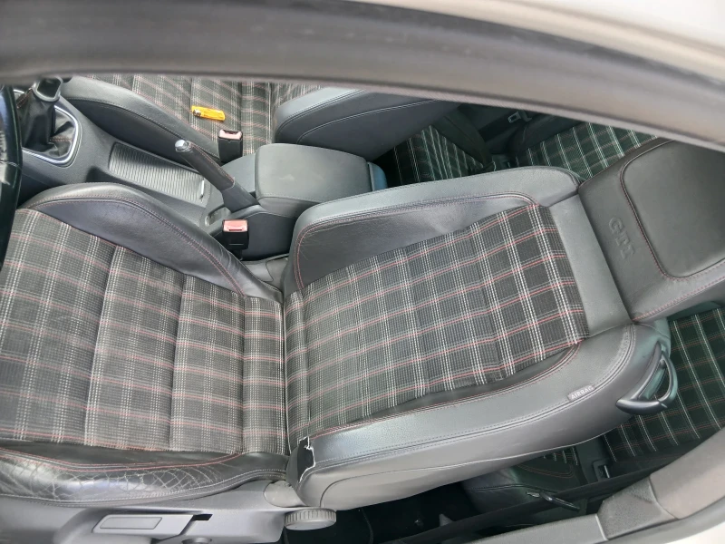 VW Golf 2тси 230кс, снимка 6 - Автомобили и джипове - 53010217
