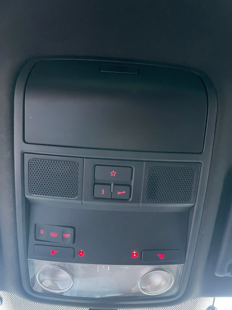 VW Golf GTD / DSG / ТОП, снимка 14 - Автомобили и джипове - 51385736