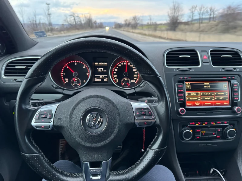 VW Golf GTD / DSG / ТОП, снимка 10 - Автомобили и джипове - 52890012