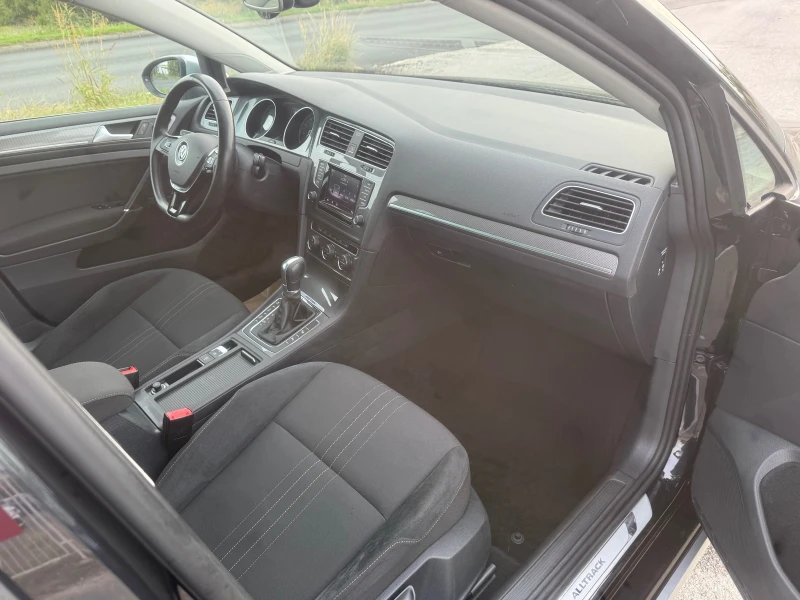 VW Alltrack 2.0 AUT. NAVI 4x4 ШВЕЙЦАРИЯ, снимка 9 - Автомобили и джипове - 52150375