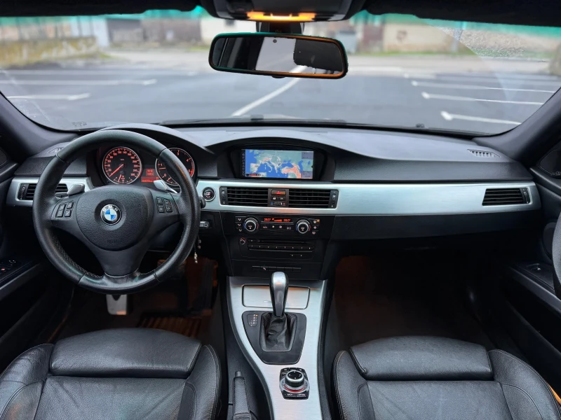 BMW 330 d M-sport Facelift, снимка 8 - Автомобили и джипове - 52991740