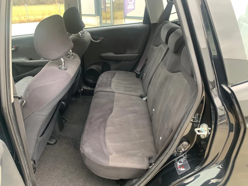 Honda Jazz 1.4i клима парктроник , снимка 15 - Автомобили и джипове - 53245494