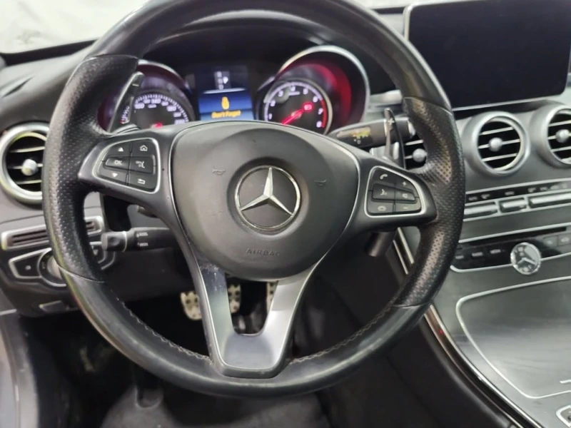 Mercedes-Benz C 300 * TOP * AMG PACK / PANO / 4 MATIC  /CARFAX, снимка 11 - Автомобили и джипове - 53354584