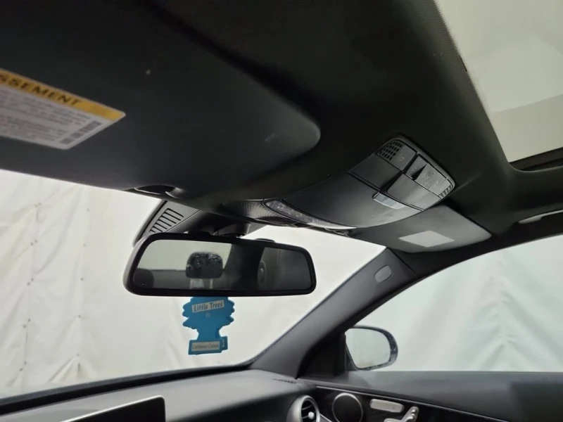 Mercedes-Benz C 300 * TOP * AMG PACK / PANO / 4 MATIC  /CARFAX, снимка 14 - Автомобили и джипове - 53354584