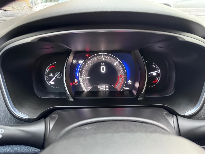 Renault Talisman, снимка 6 - Автомобили и джипове - 53394738