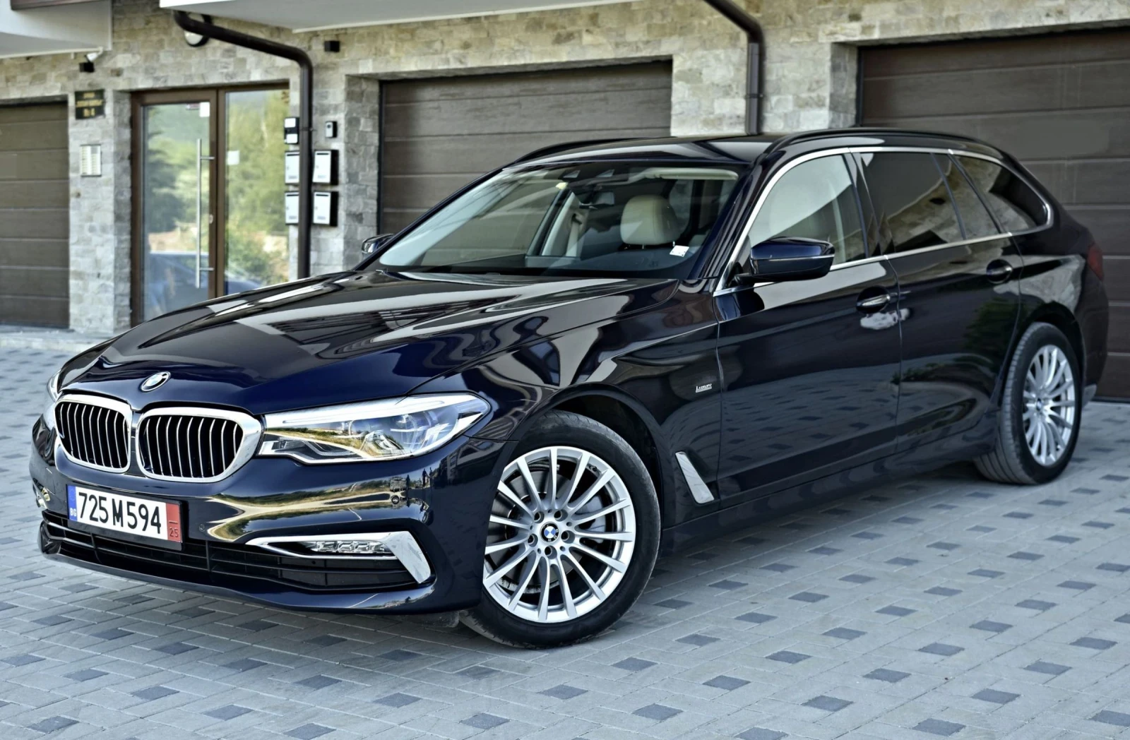 BMW 520 XD * luxury * , снимка 1