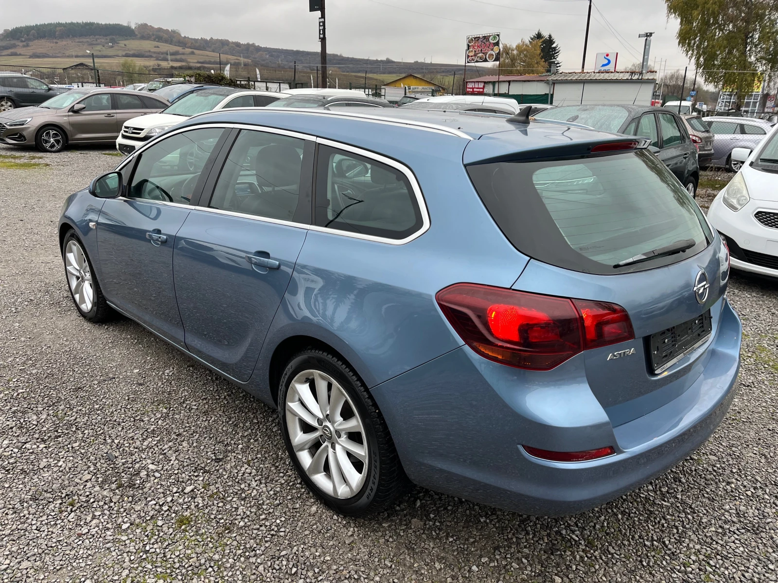 Opel Astra 1.7navi cosmo ksenon - изображение 6