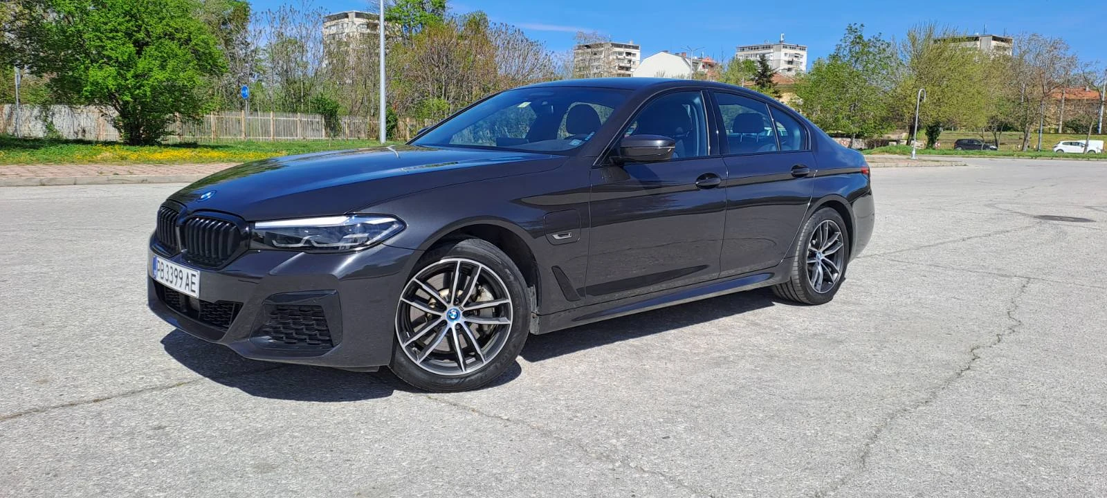 BMW 530E M SPORT, 4x4, 4 джанти с 4 нови зимни Мишелин - изображение 2