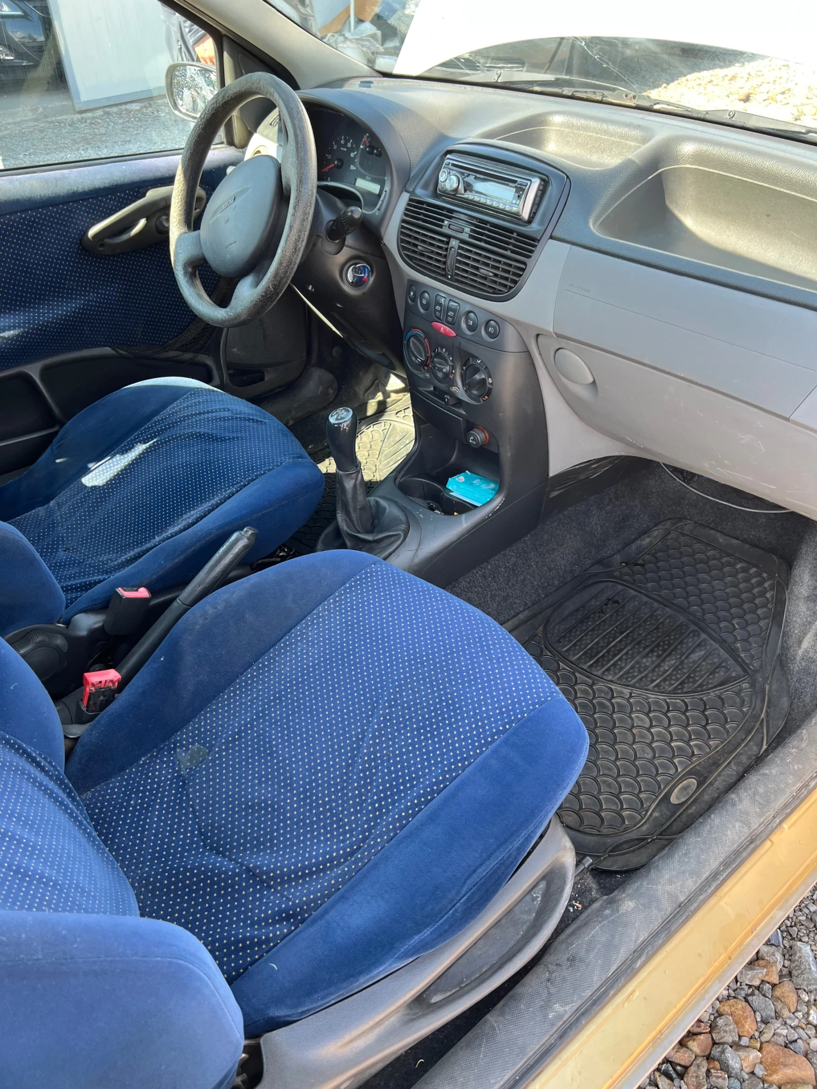 Fiat Punto 1, 9 Jtd - изображение 5
